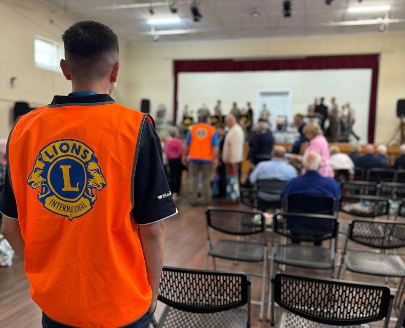 Lions Assistance Dogs, LCI Logo Vest