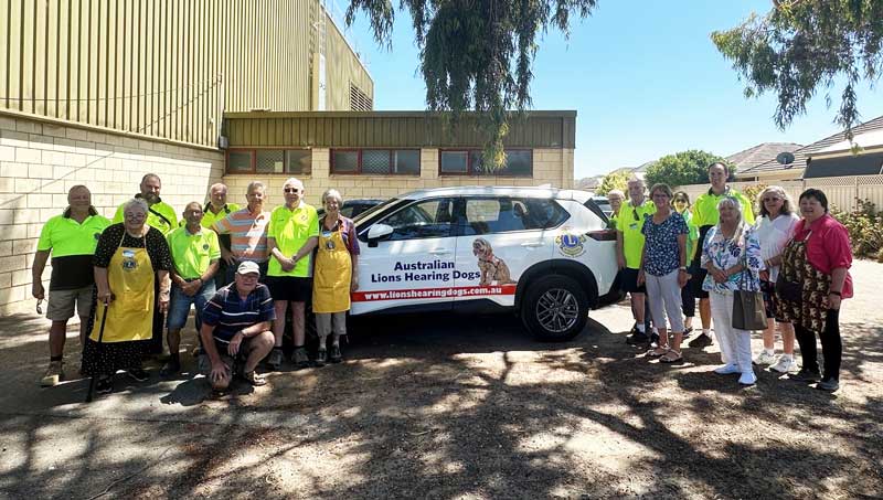 Richmond Lions members and volunteers - Lions Assistance Dogs